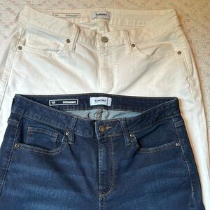 NEW MidRise Straight Jeans